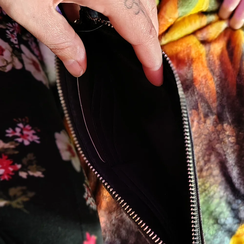 GUESS Black Embossed Wristlet - Picture 5 of 6